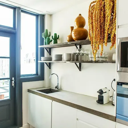 Apartment Livia's Hideaway 8: Oud-west *