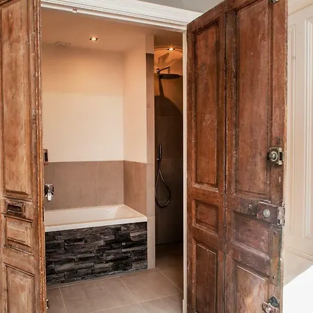 Livia's Hideaway 8: Oud-west * أمستردام