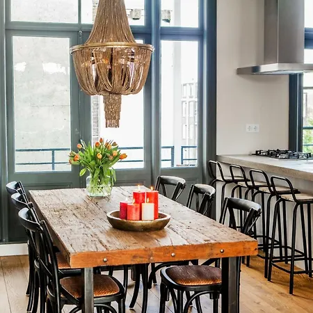 Apartment Livia's Hideaway 8: Oud-west